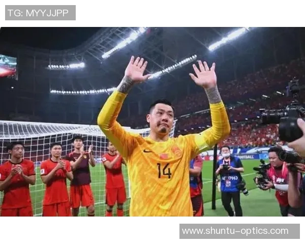 足球球星因阳性检测结果缺席重要比赛 球迷与球队深感遗憾