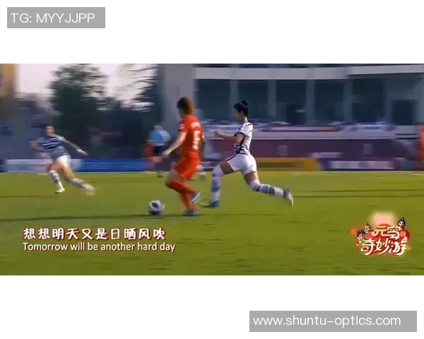 光头巨星闪耀绿茵场激情演绎足球岁月辉煌传奇 光头巨星闪耀绿茵场激情演绎足球岁月辉煌传奇